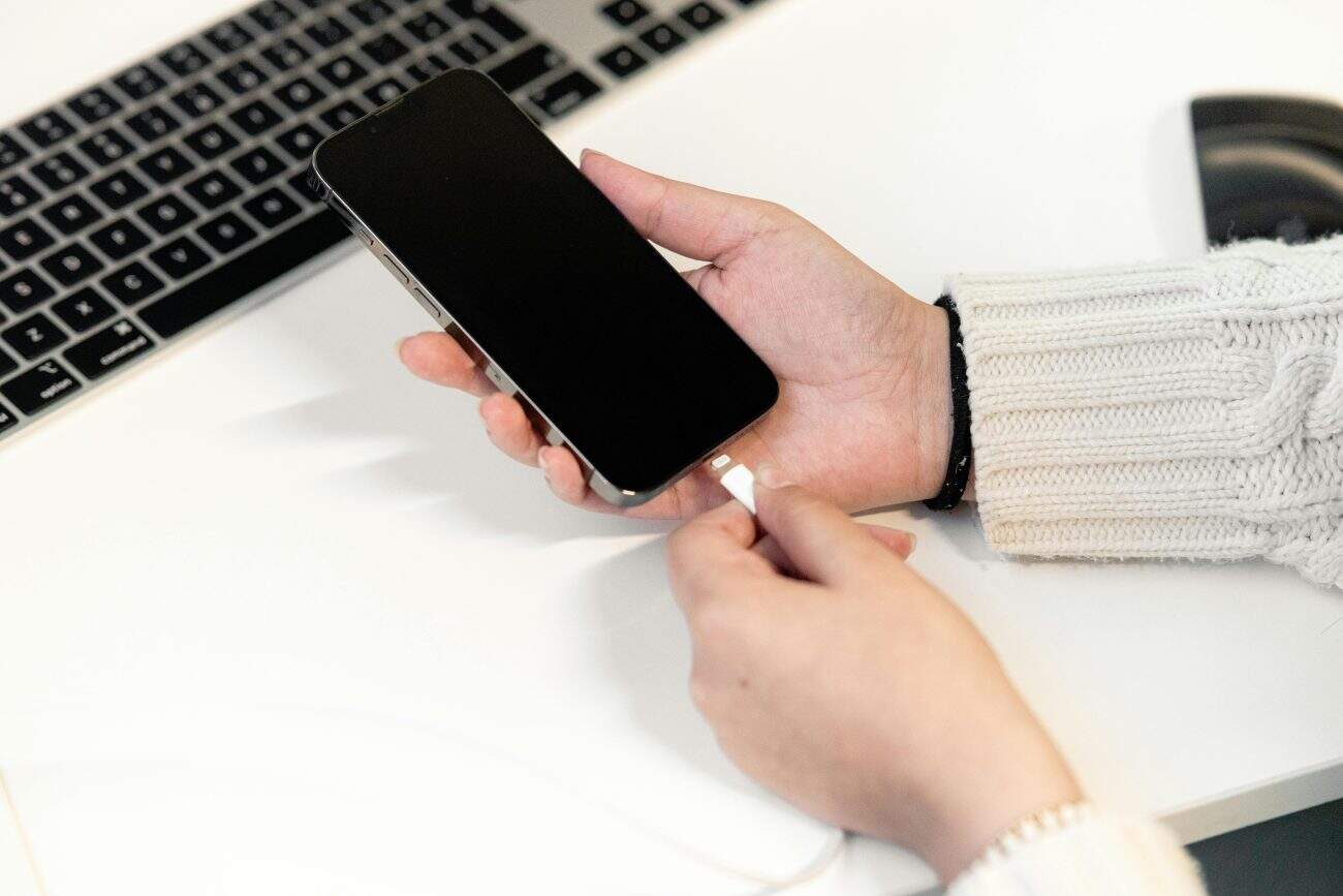 How to make phone battery last longer – infographic